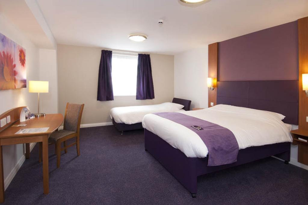 Premier Inn Cardiff City Centre Camera foto